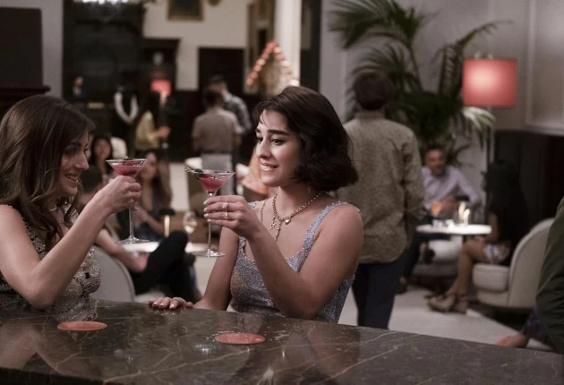 Фото из сериала Белый лотос 2 сезон 1 серия