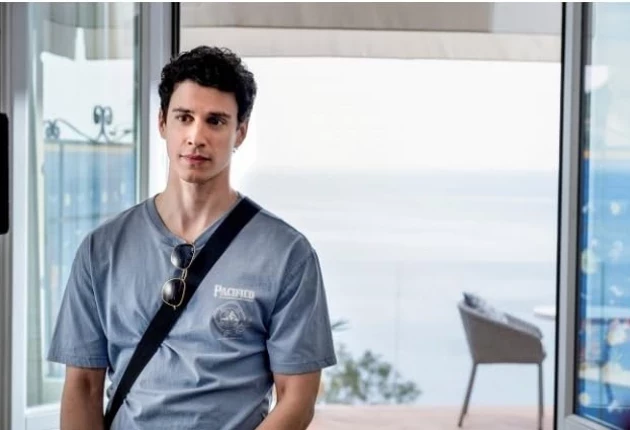 Фото из сериала Белый лотос 2 сезон 1 серия