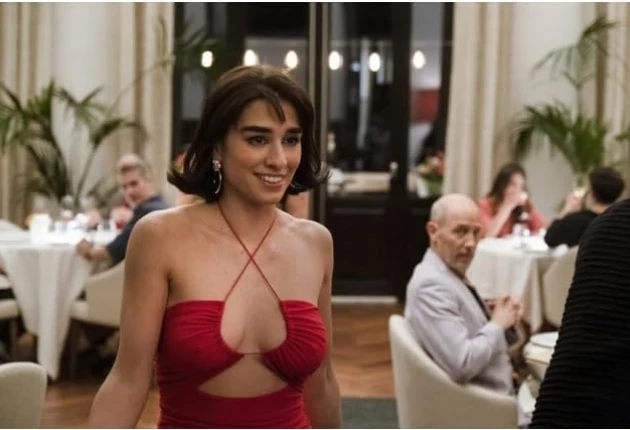 Фото из сериала Белый лотос 2 сезон 1 серия