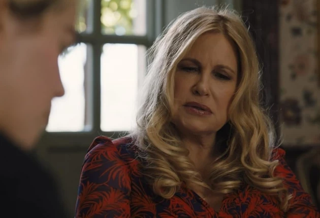 Фото из сериала Белый лотос 2 сезон 6 серия